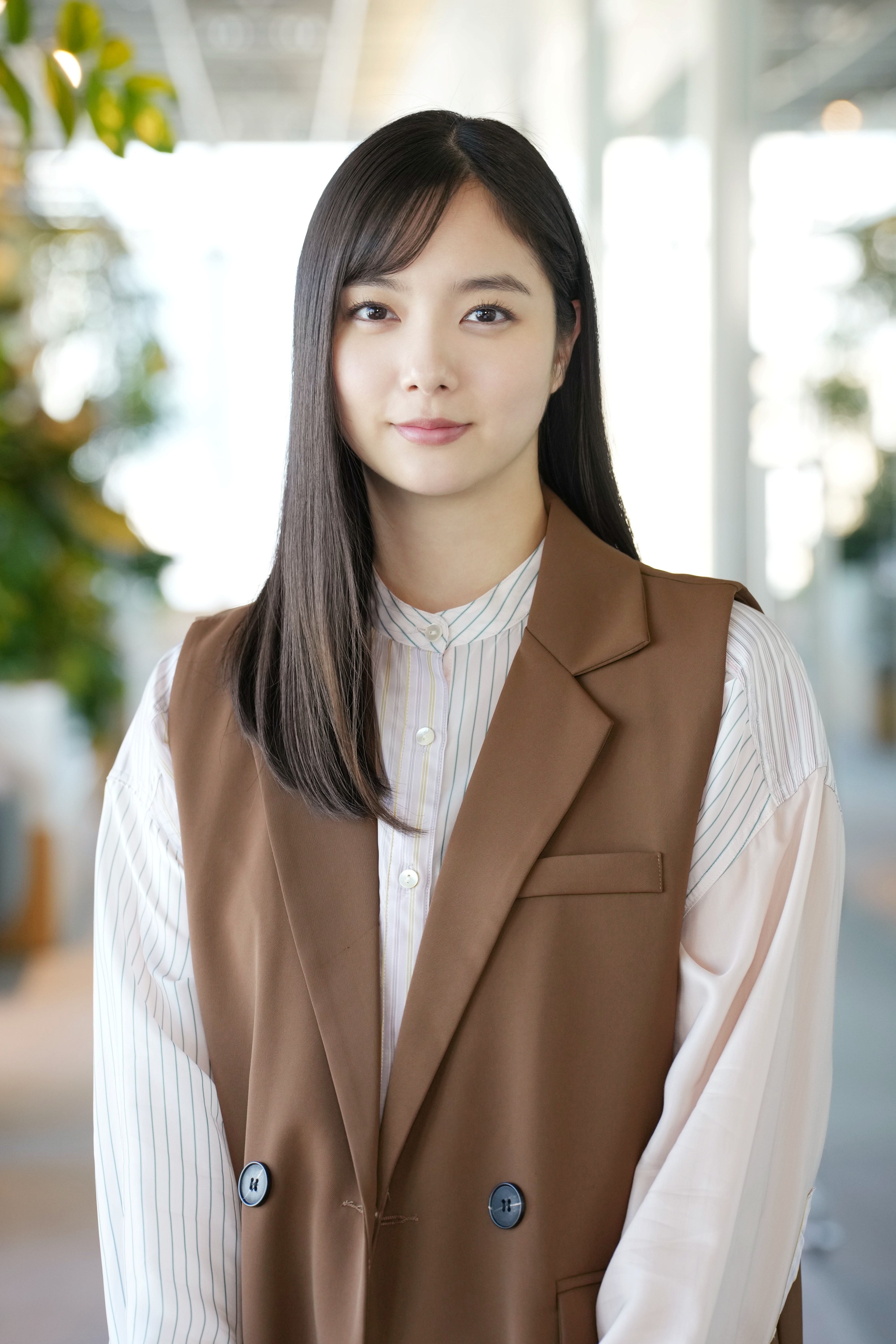 新川優愛×塩野瑛久W主演ドラマ『五十嵐夫妻は偽装他人』U-NEXTで