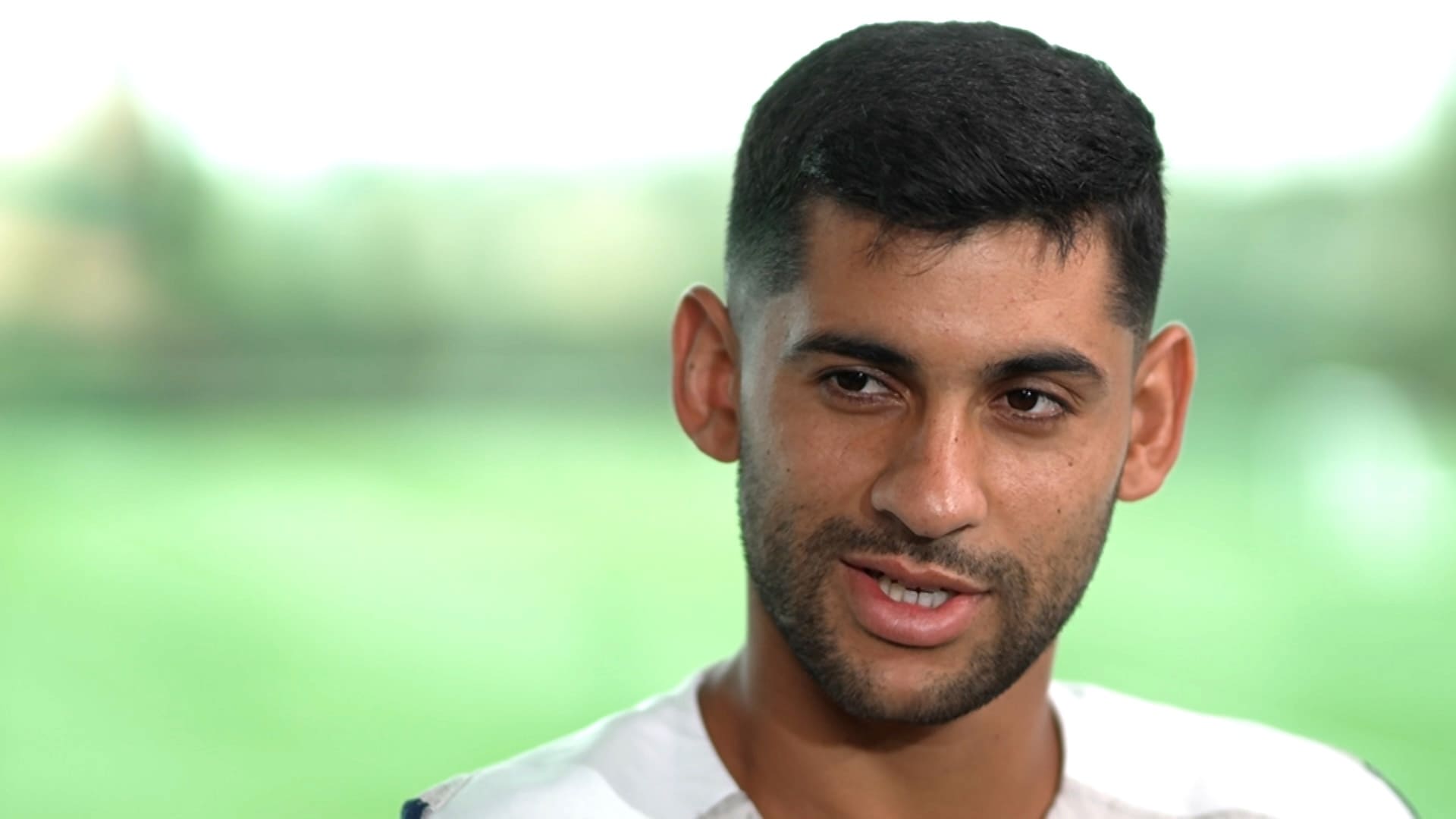 「すぐにページをめくる必要があった」　スパーズ新主将のロメロ、次節マンチェスター・C戦に向けて「自分たちに集中」