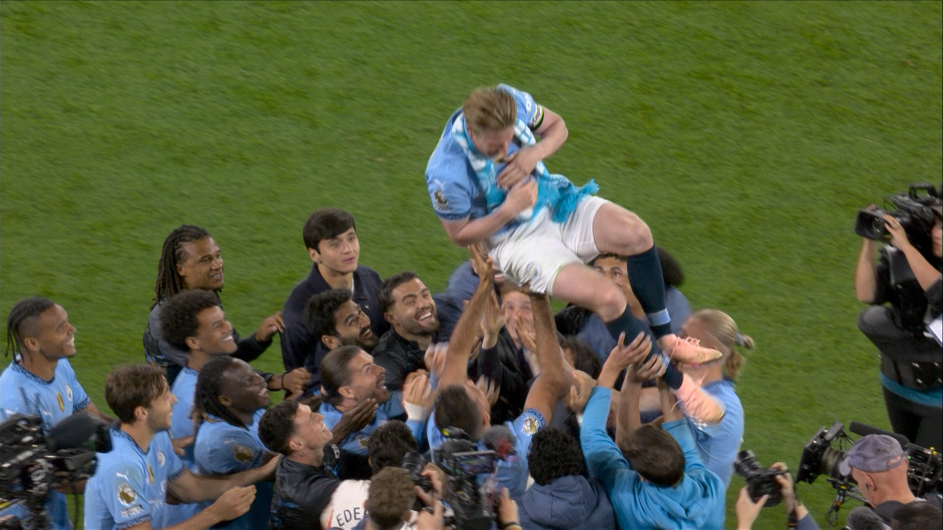 絶対的王者が陥った空前の大不振　苦い教訓を糧に再起を誓うマンチェスター・C