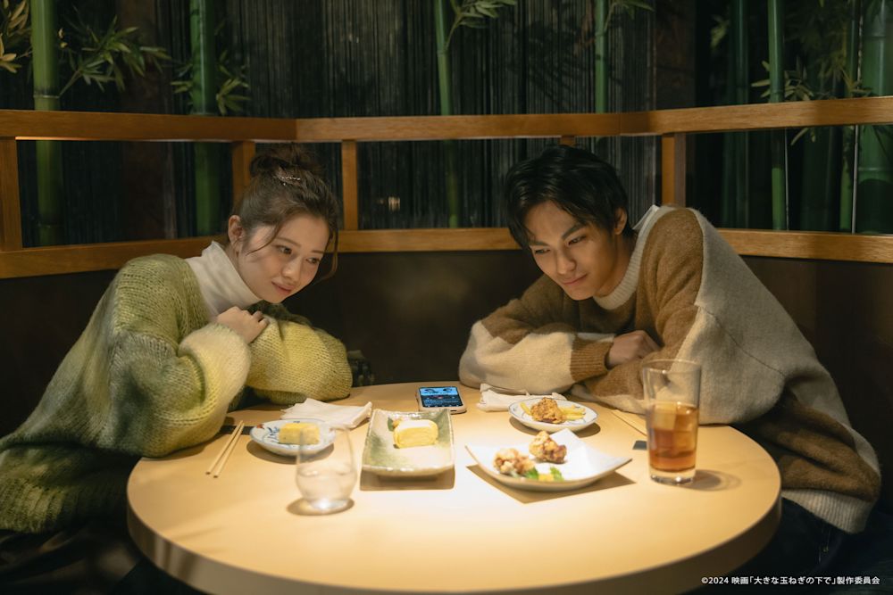 神尾楓珠&桜田ひより映画『大きな玉ねぎの下で』で演じたアナログな運命的出会いともどかしすぎる恋愛