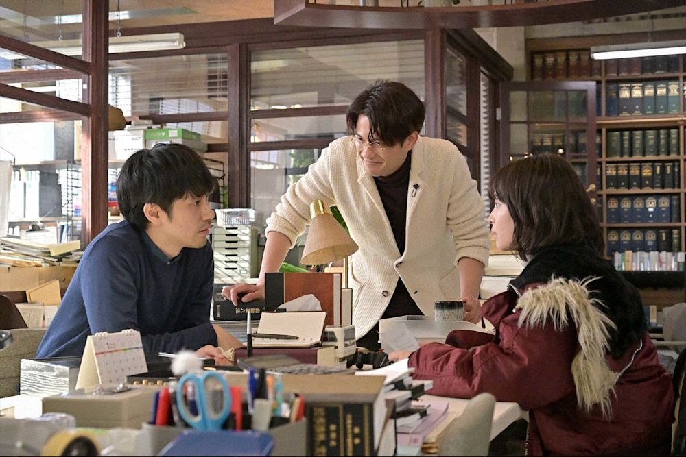 クジャクのダンス、誰が見た?_第3話_L 3-40-034