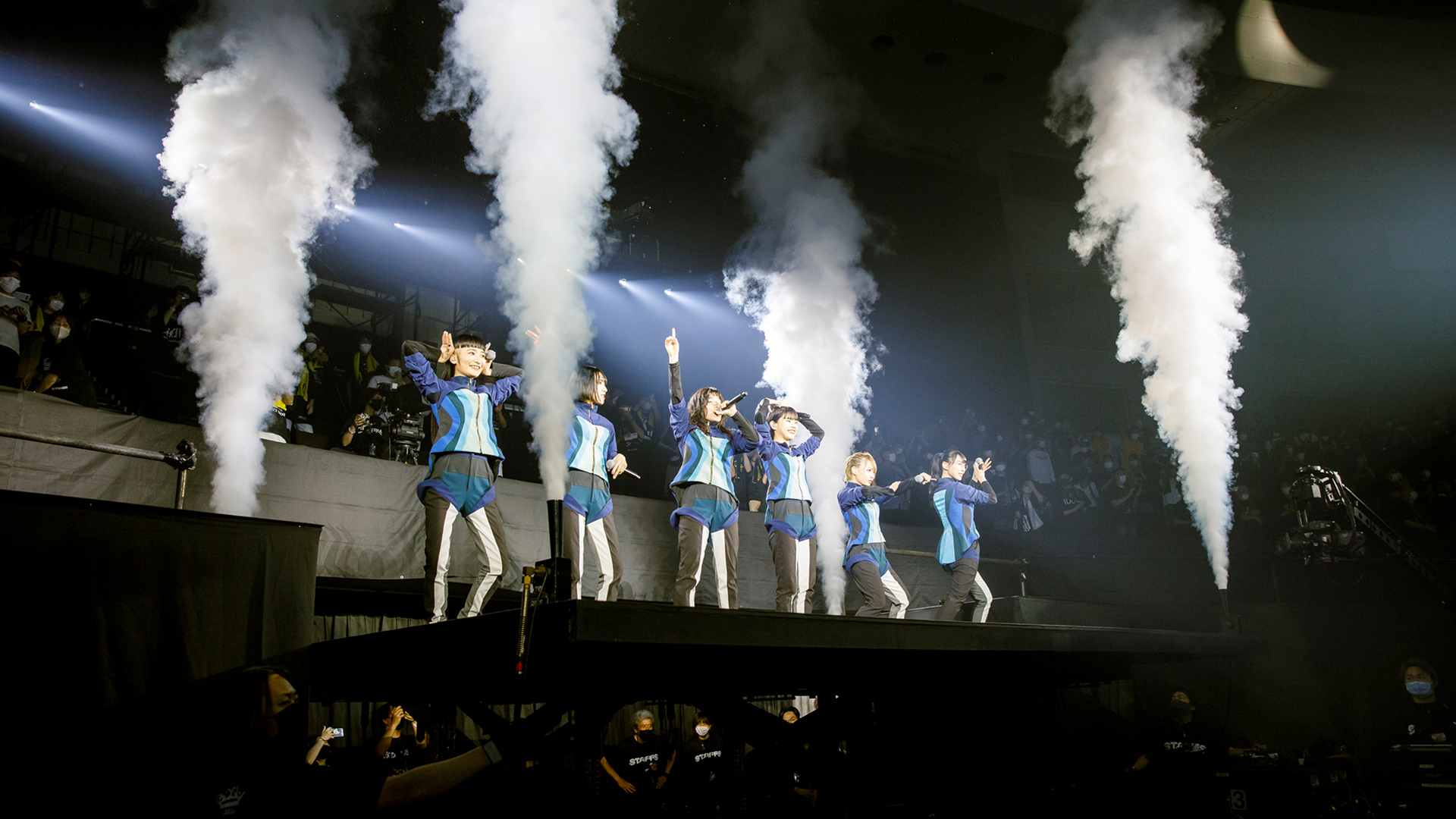 夢の東京ドームで飾った有終の美。BiSHの軌跡を数々のライブ映像で振り返る | コンテンツLOVERメディア U-NEXT SQUARE