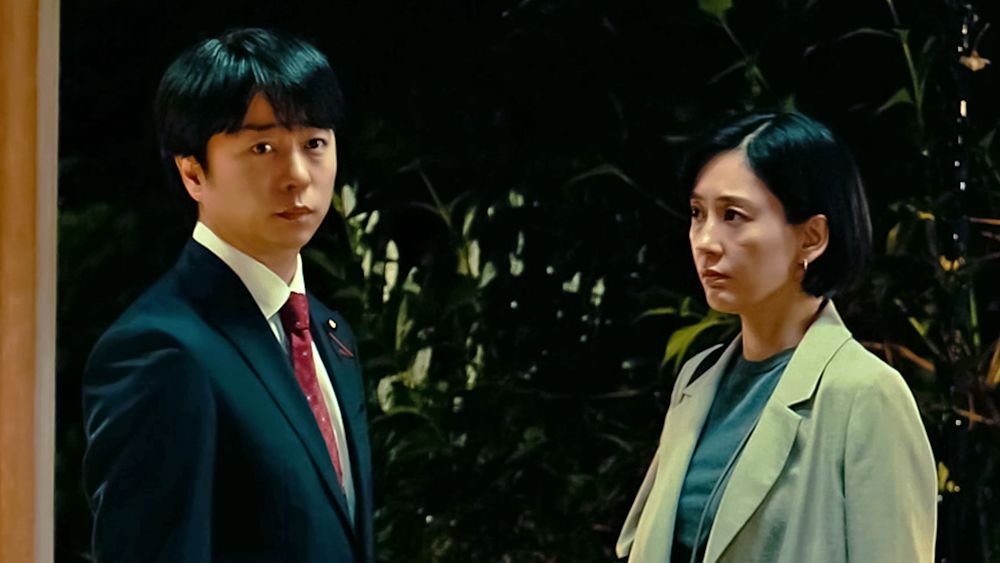 『笑うマトリョーシカ』櫻井翔を操る黒幕は?怪しさ満点の元カノの正体に迫る第3話