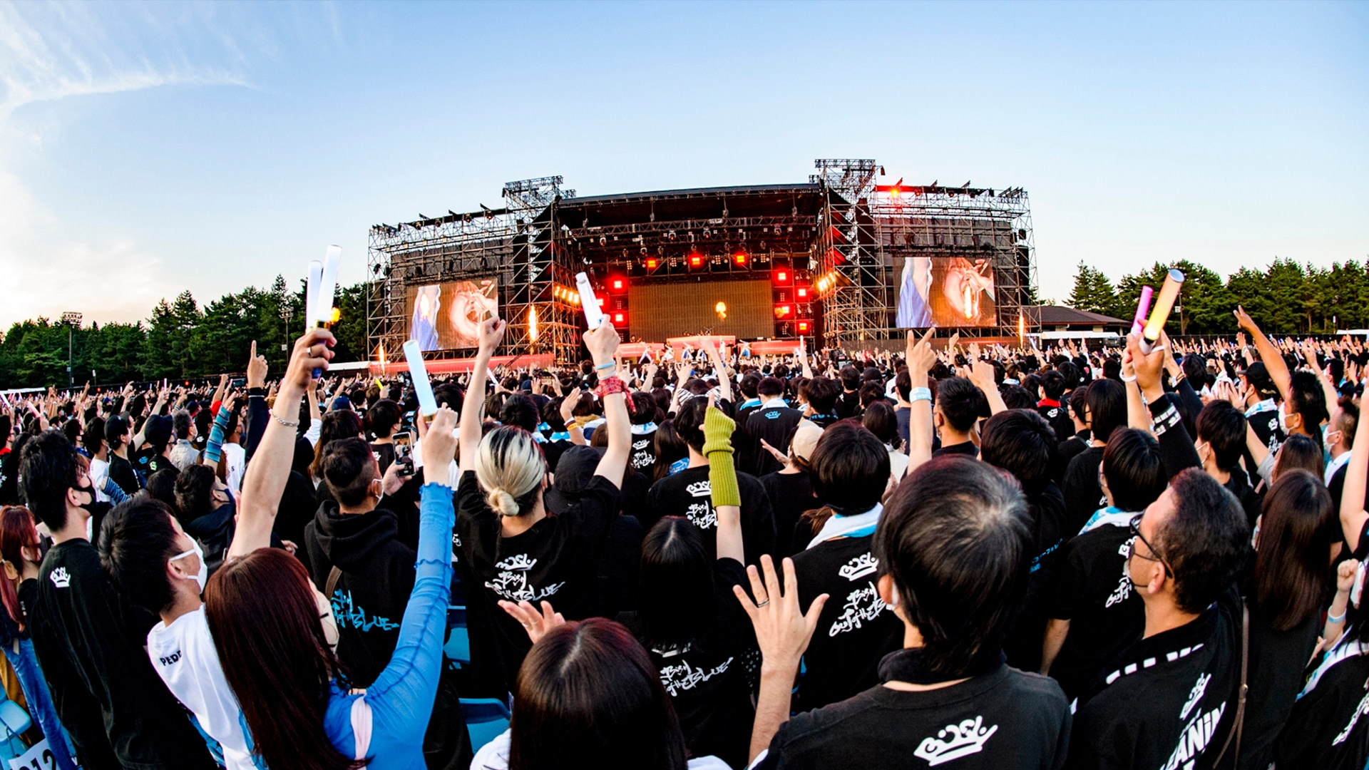 BiSH ポスター　東京ドーム　直筆サイン入り　解散ライブ　ガチャ当選品 元BiSHオフィシャル on X: 
