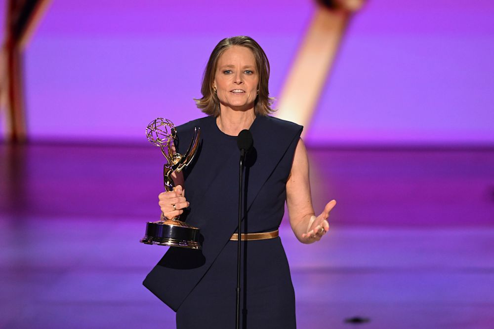 76th Emmy Awards Show 24260109800054