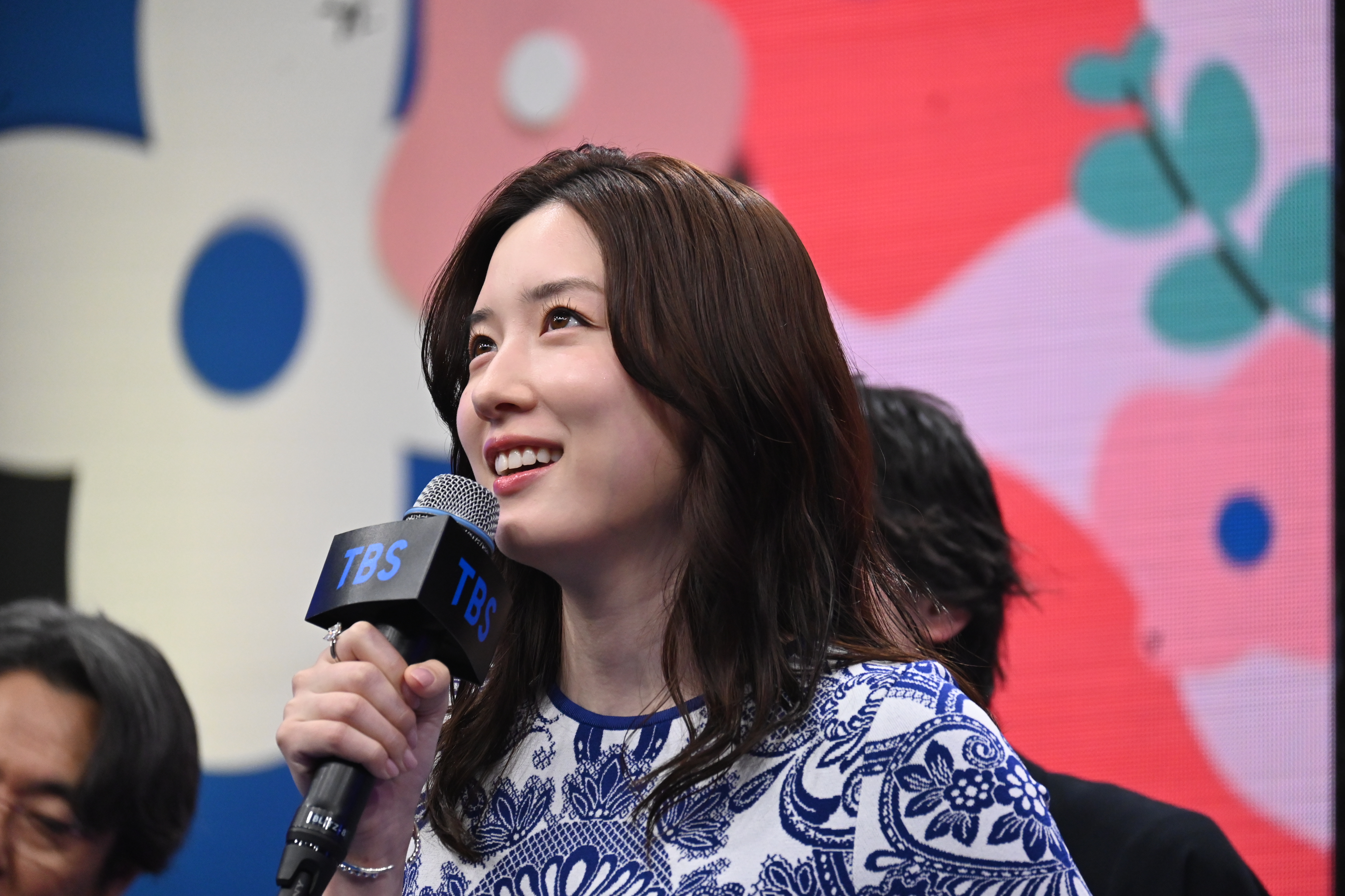 『キャスター』会見