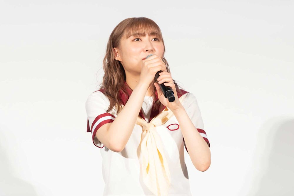 若山詩音さん01