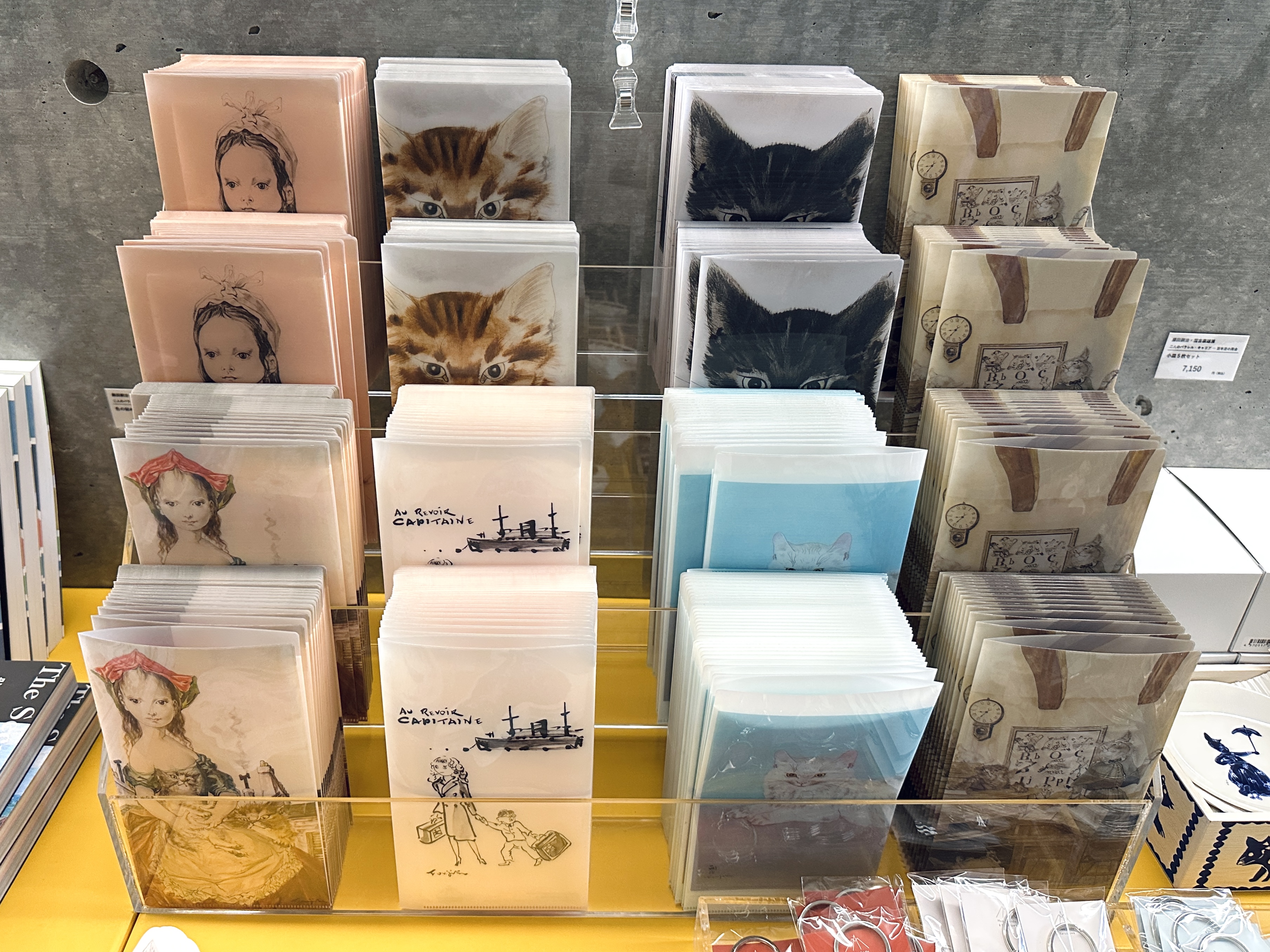 全日本写真連盟理事　後藤敬一郎　パリ赤い帽子の人形芸術写真　フォト額装8/30 美術館のグッズ】「藤田嗣治 × 国吉康雄 二人のパラレル