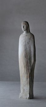 彫刻　立つ クロヌマタカトシ 「立つ」 （白 marunouchi） ｜Tokyo Art Beat