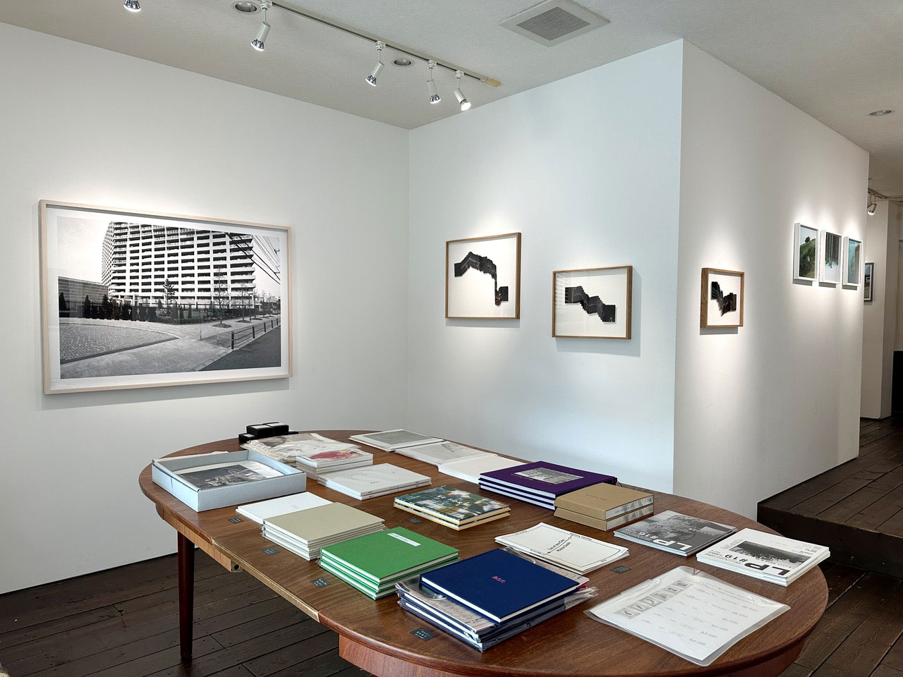 アート・デザイン・音楽 Ashes and Snow Tokyo Exhibition Catalog Ashes and Snow Tokyo Exhibition Catalog