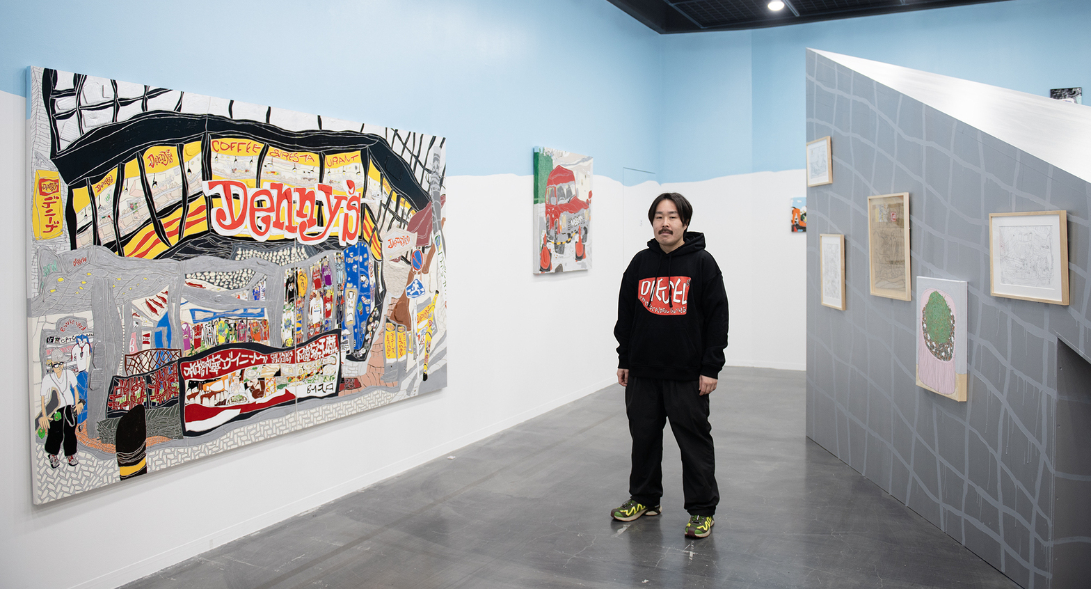 草間彌生、嵐・大野智デザイン！24時間テレビチャリティTシャツ発売