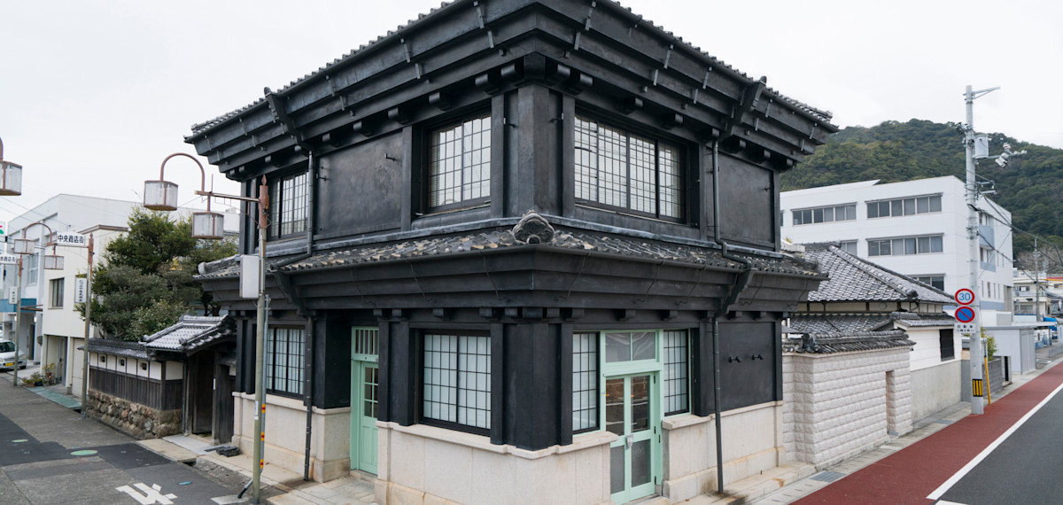 骨董　江戸後期　三浦竹泉　高砂花入（木箱付き）京都作家 栗山園オンライン通販部 / 【出物】 高砂花瓶(花入) 4代三浦竹泉
