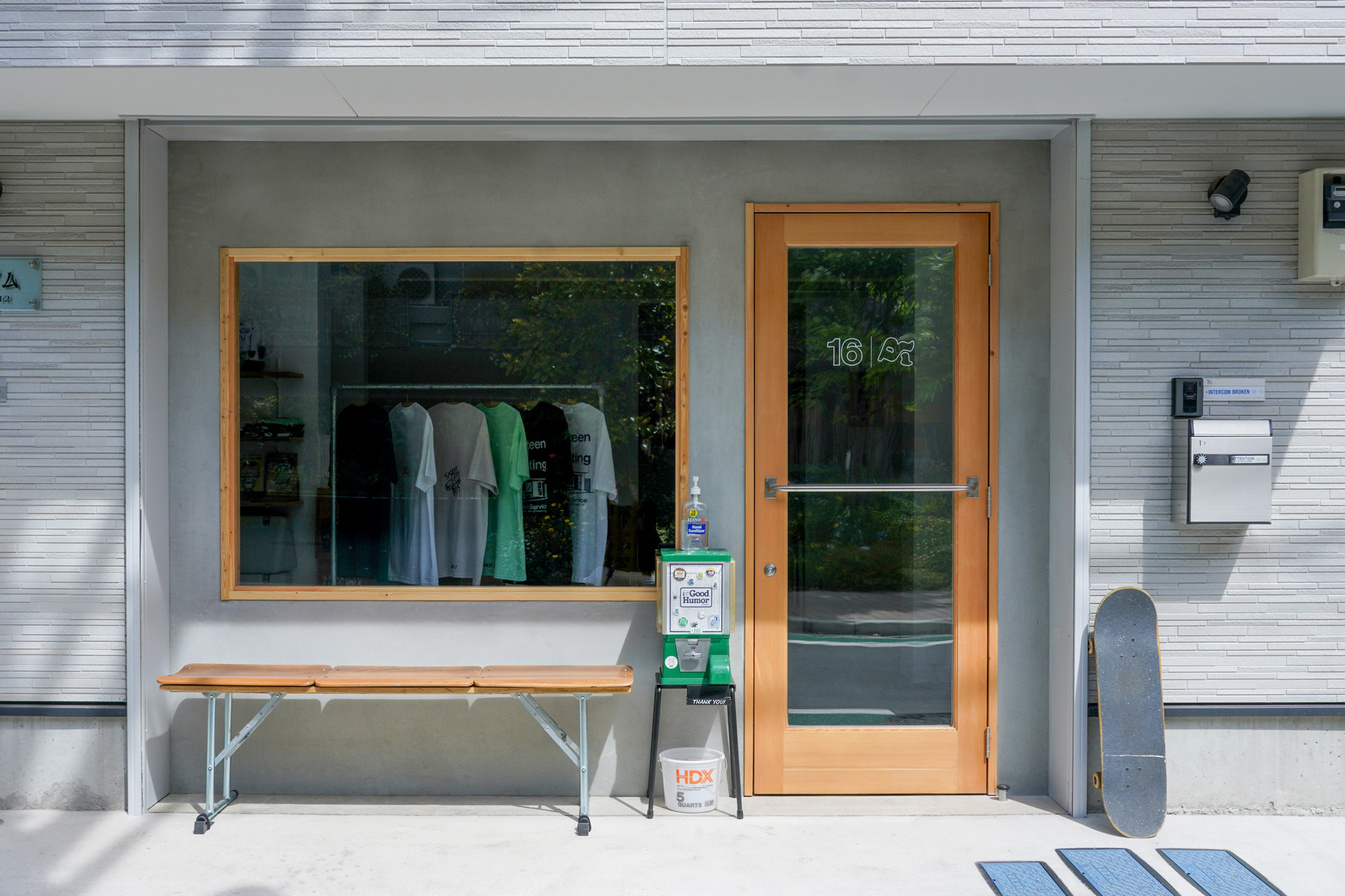 16（Sixteen）｜Tokyo Art Beat