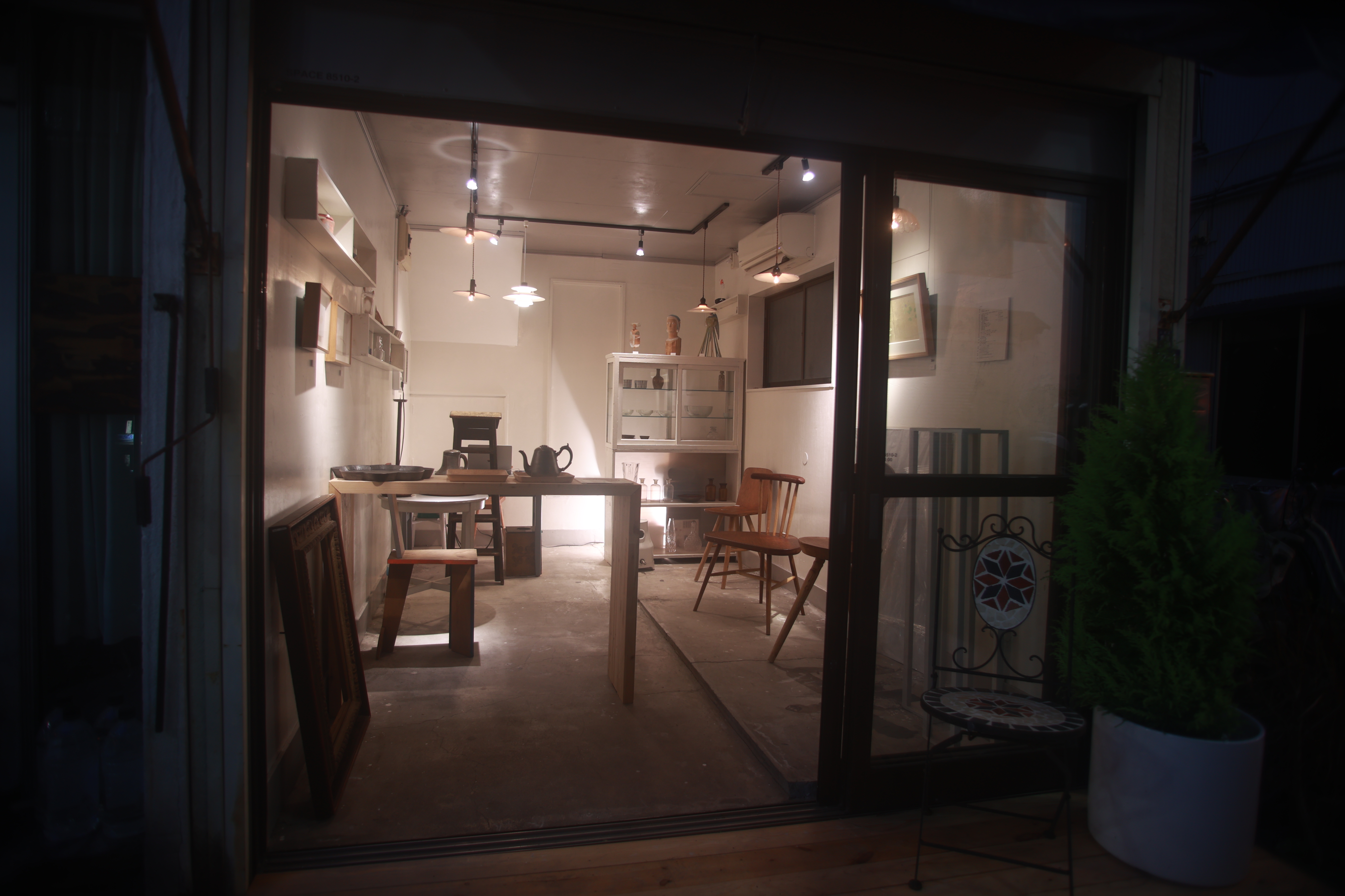 ギャラリー 展示台 ショーケースギャラリー 瀧健太郎展 – 横浜市民ギャラリーあざみ野