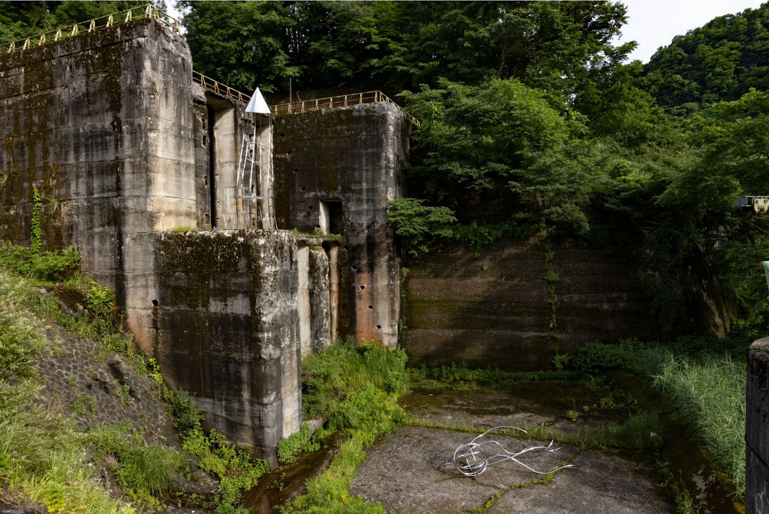 全面侵攻から3年、ウクライナのアーティストはいま［前編］：瀬戸内