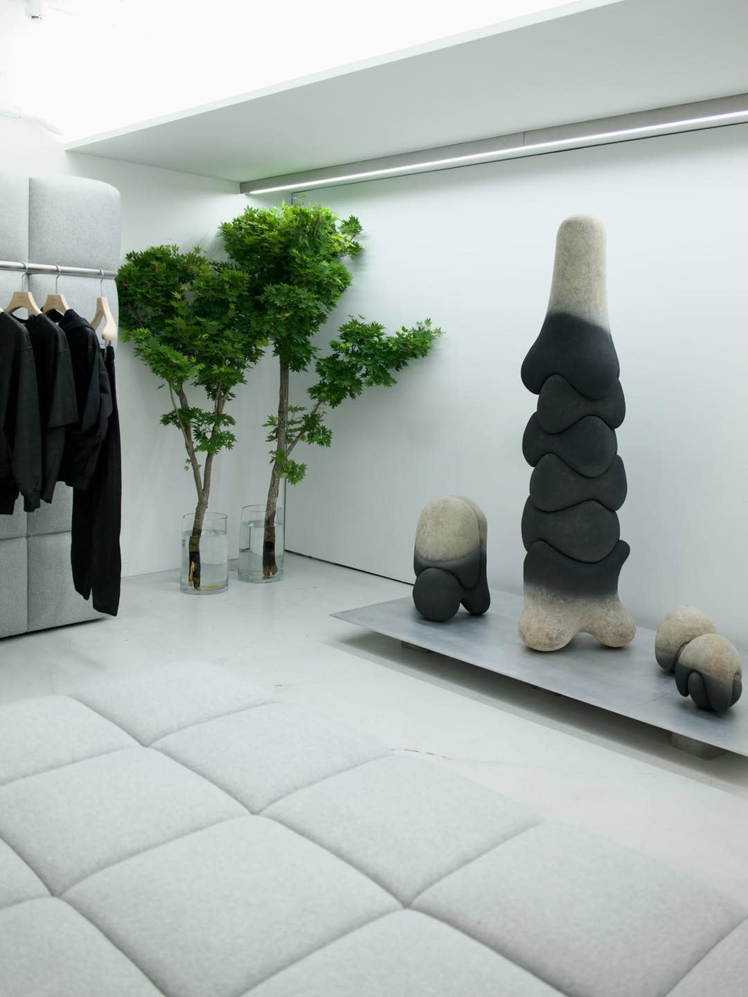 五味謙二 展 （OUAT HEAD STORE） ｜Tokyo Art Beat