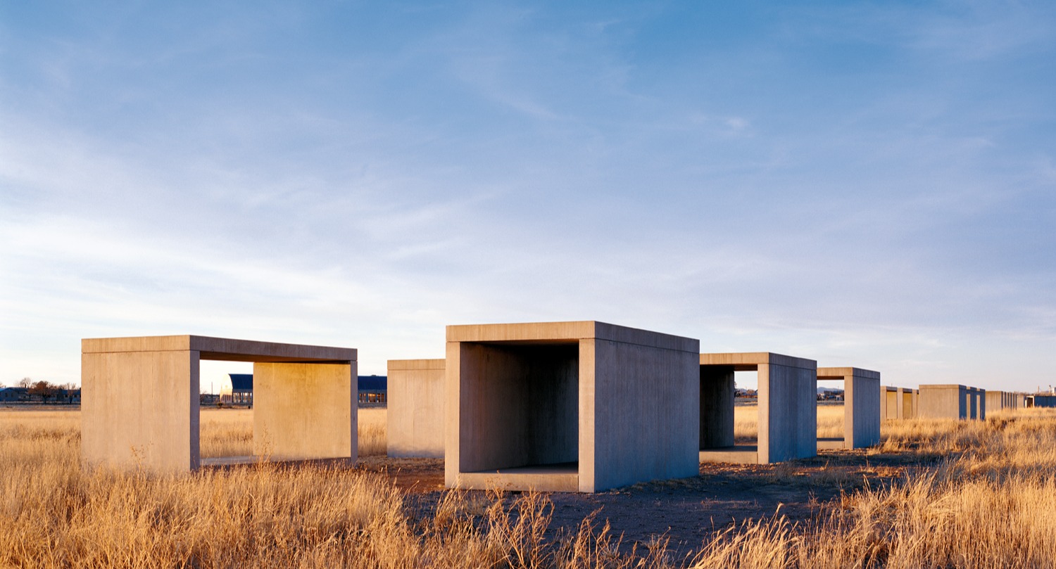 ジャッド | マーファ展」がワタリウム美術館で開催へ。ミニマル