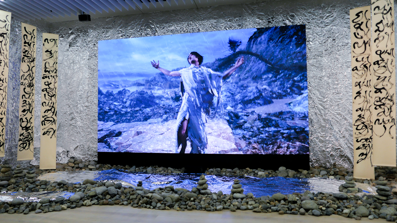 マシン・ラブ：ビデオゲーム、AIと現代アート」（森美術館）レポート。AIとテクノロジーが切り拓く未来のアートとは？｜Tokyo Art Beat