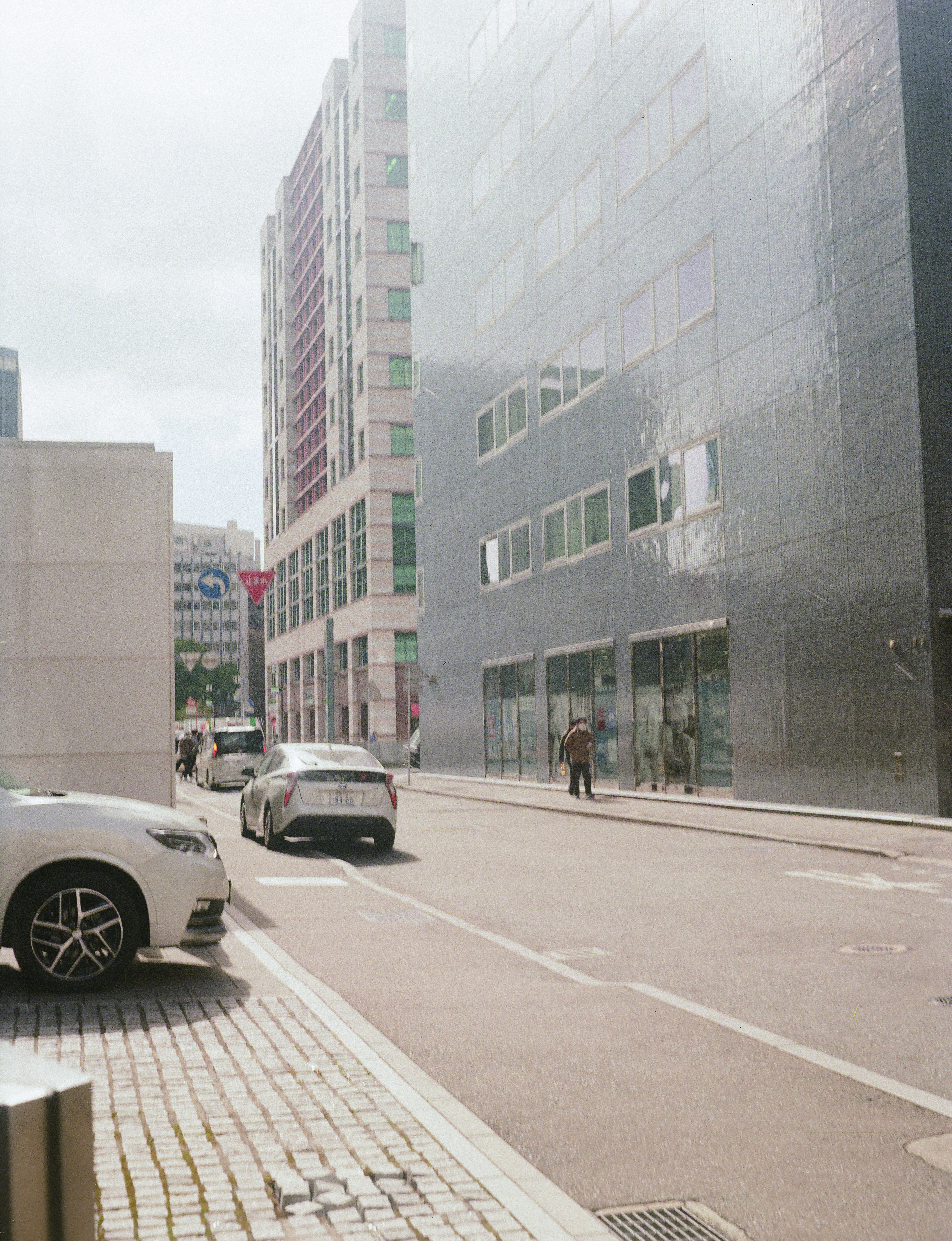 富澤大輔 「遊回」 （book obscura） ｜Tokyo Art Beat