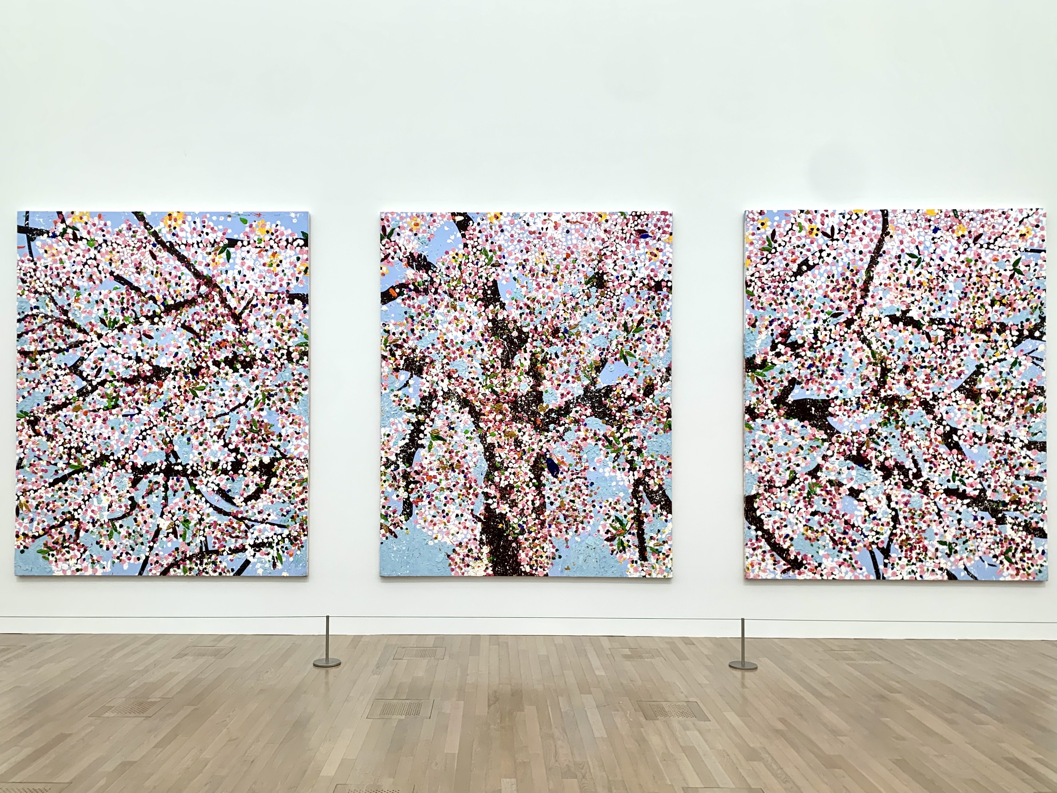 ダミアン・ハーストはなぜ桜を描いたのか？ 画家・諏訪敦が見た