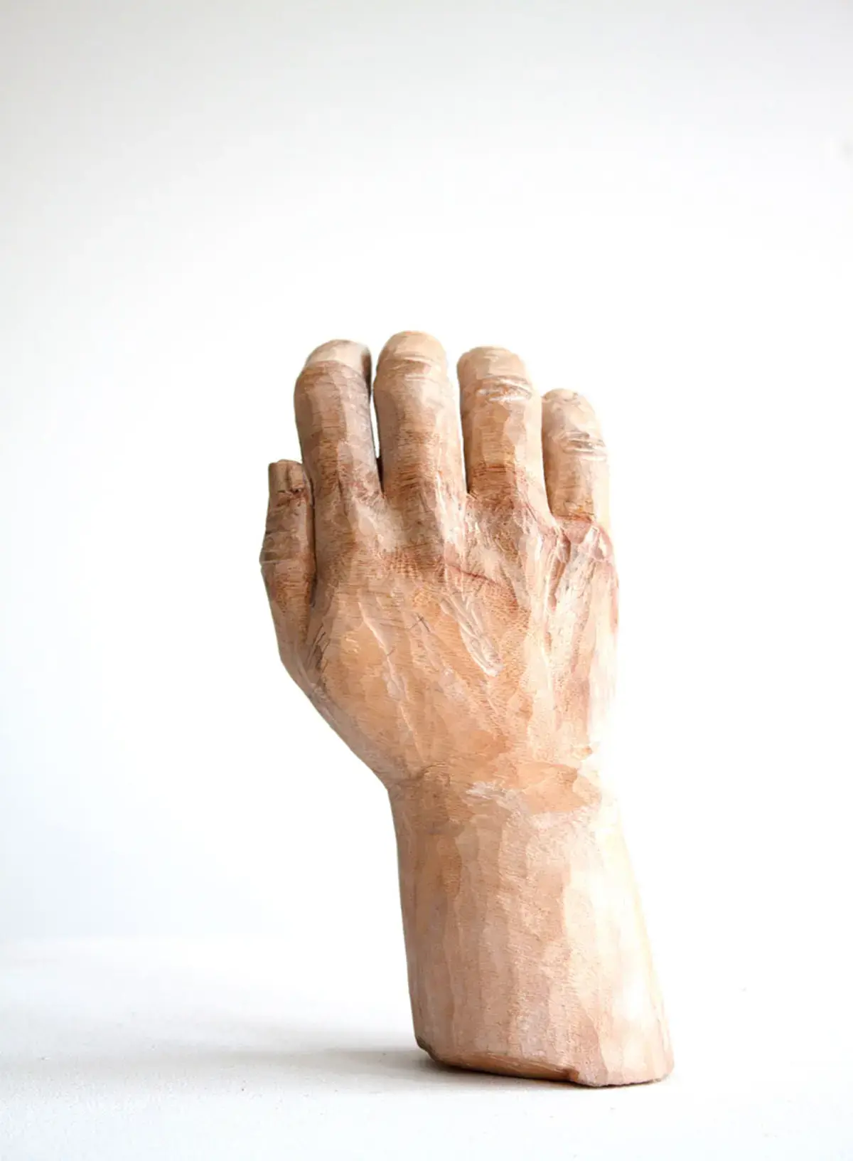 吉田愛美 「Hands」 （ビルドスペース） ｜Tokyo Art Beat