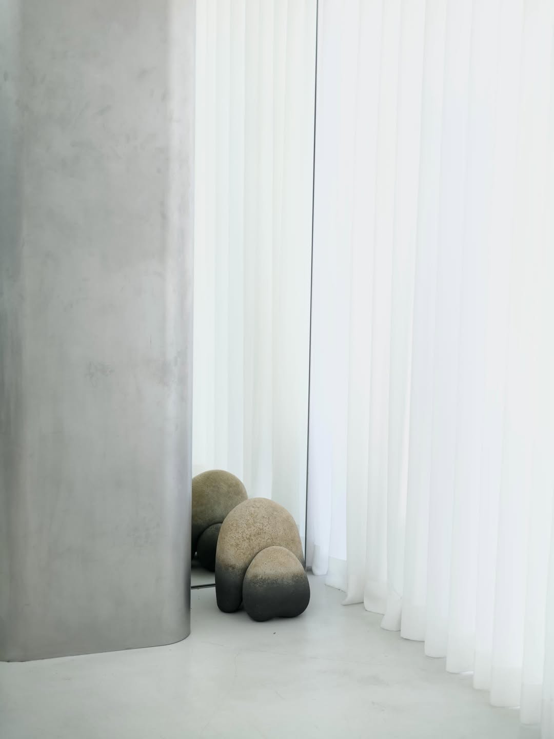 五味謙二 展 （OUAT HEAD STORE） ｜Tokyo Art Beat