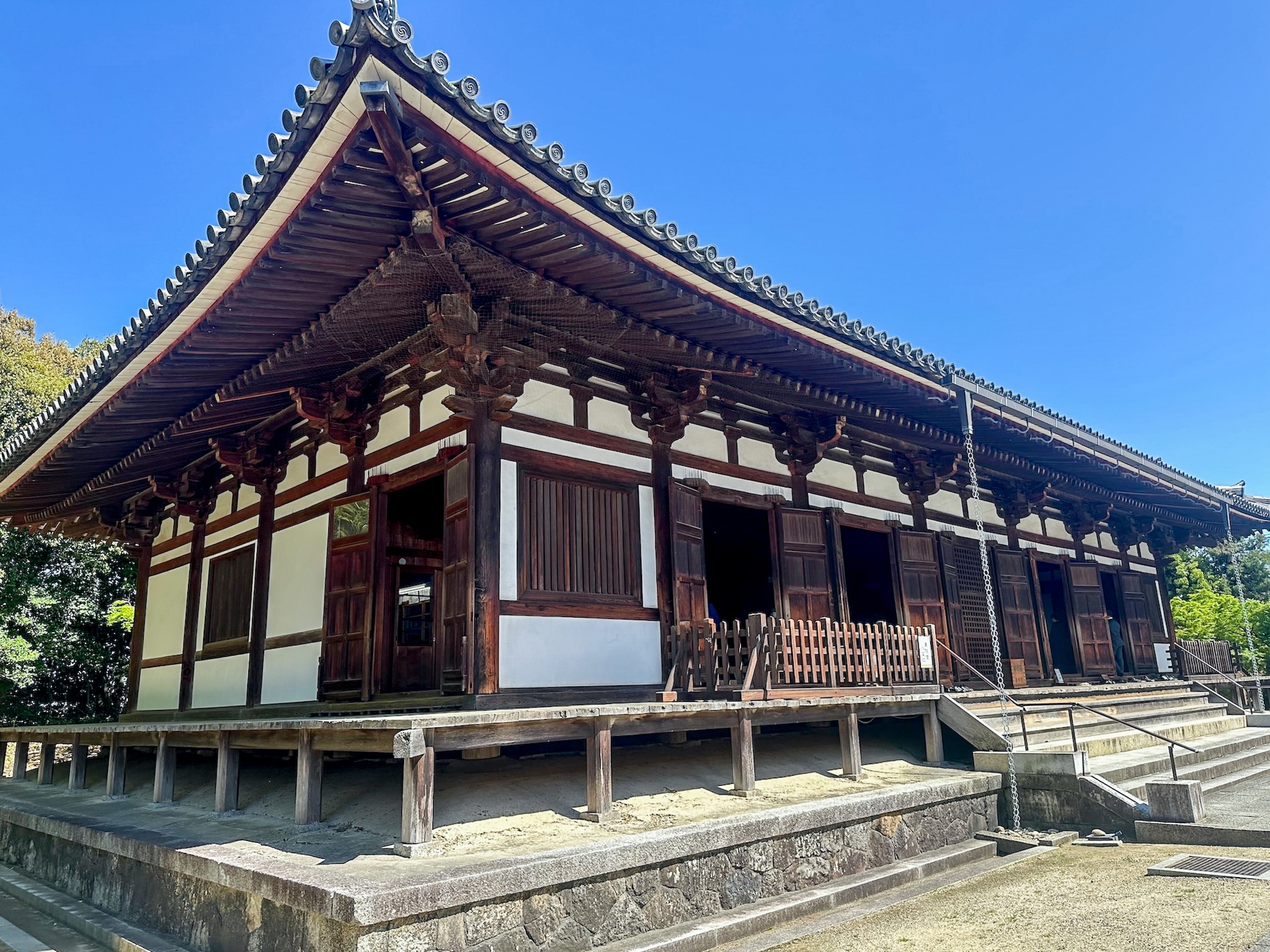 奈良・薬師寺の加藤管主に聞いた「1300年前と変わらず、お坊さん