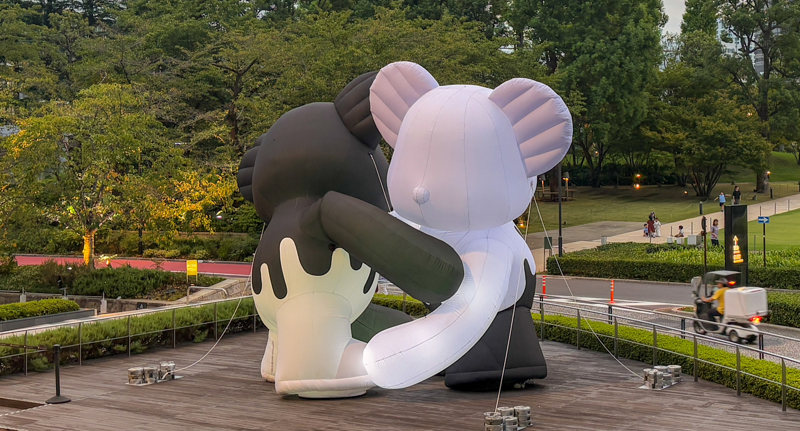 【超レア】六耀社「建築行脚」の［月報］※おまけはなくなりました 六本木ヒルズの蜘蛛は知ると見方がどんどん変わる」 / 連載「街中