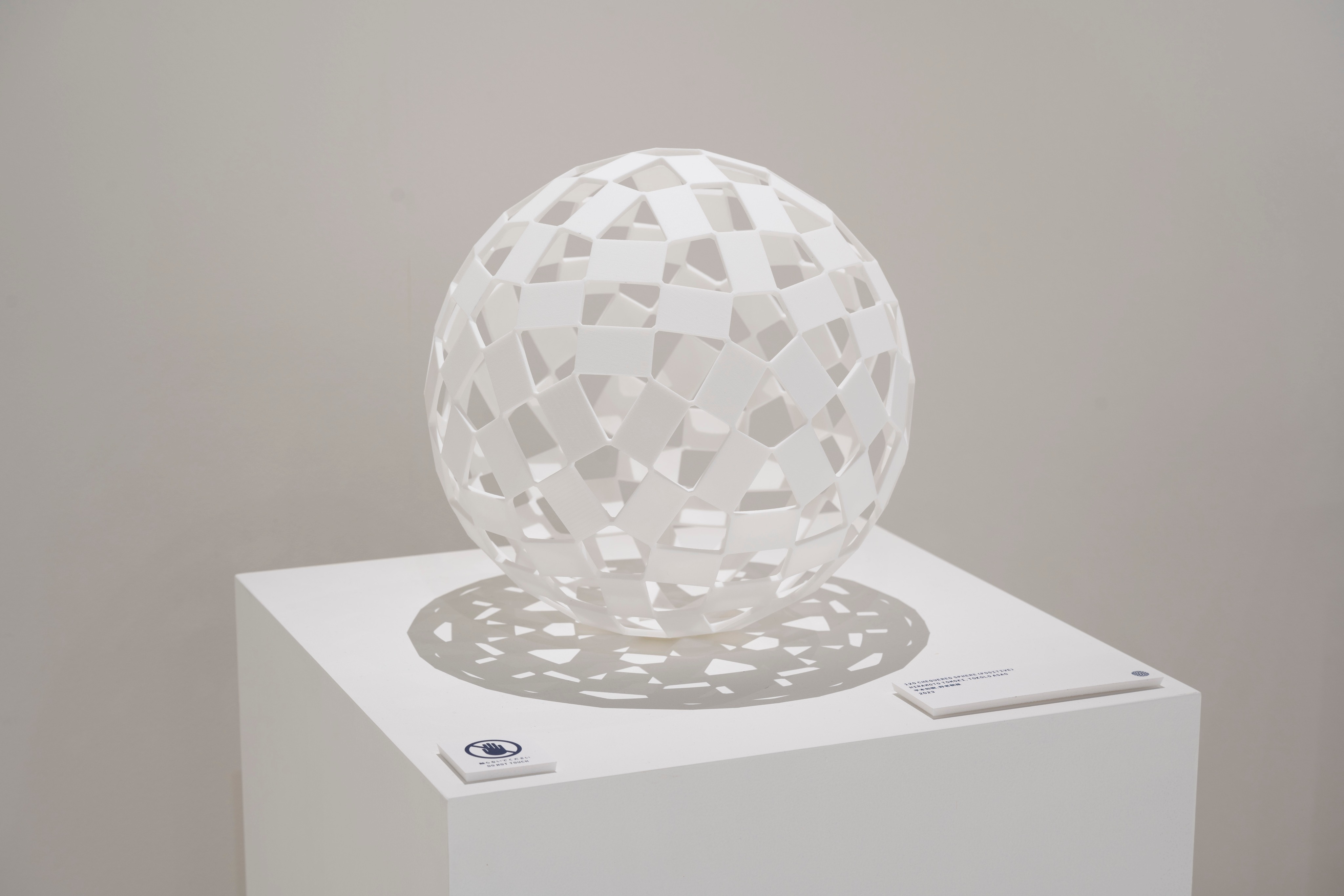 美術館as it is アンデスの布展（2001年）図録 案内ハガキ付き