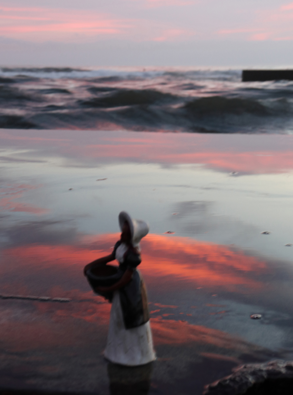 高橋万里子 「BEACH」 （photographers' gallery） ｜Tokyo Art Beat