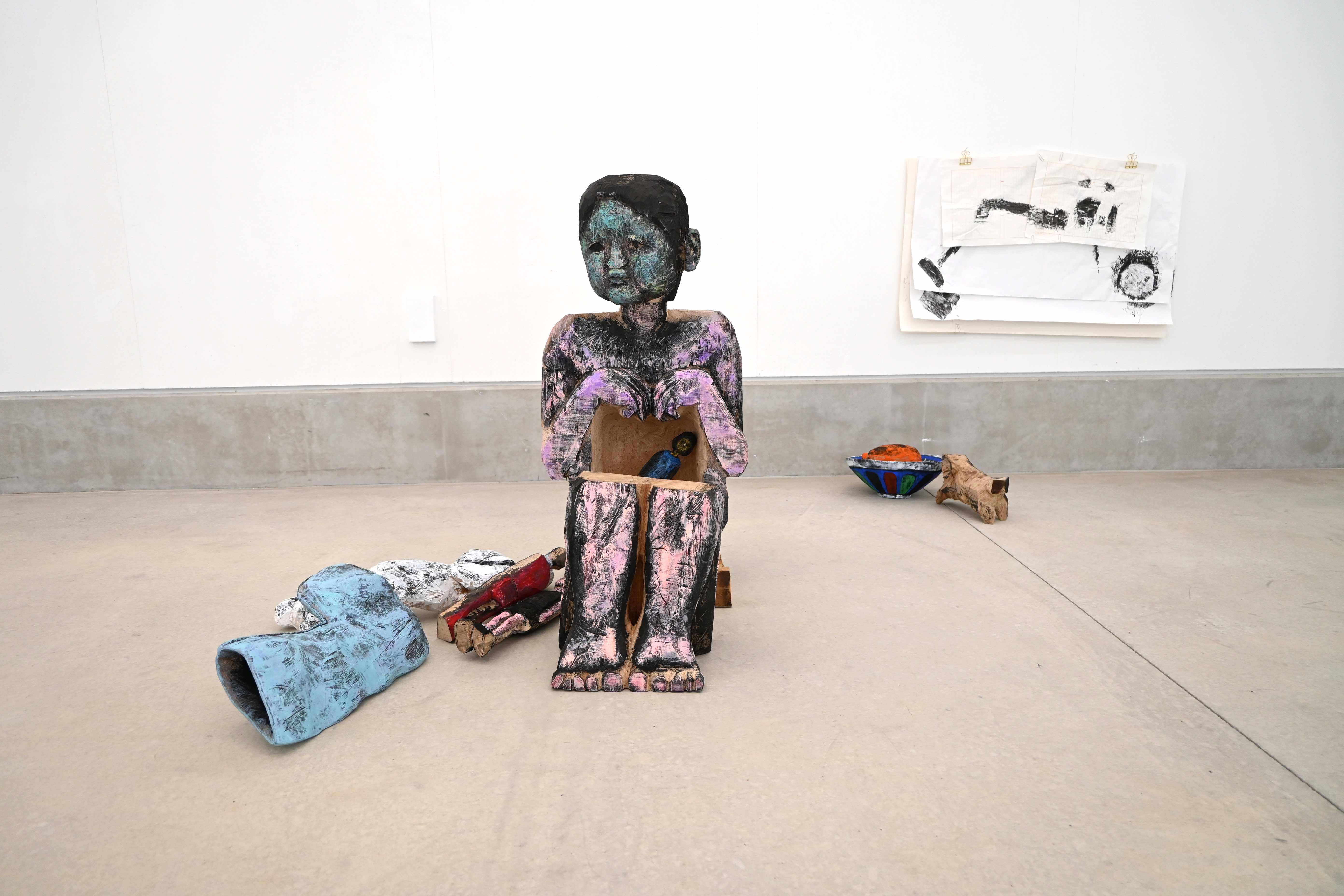 示崎マキ 「木彫展」 （ヨコスカアートセンター） ｜Tokyo Art Beat