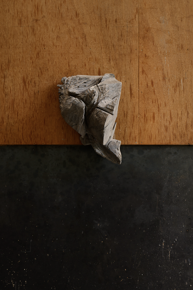 戸谷成雄 「視線体：半彫刻」 （シュウゴアーツ） ｜Tokyo Art Beat