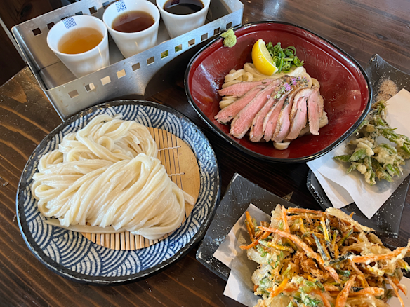 細野晴臣のいまと昔が語り合う展覧会「細野さんと晴臣くん」が東京