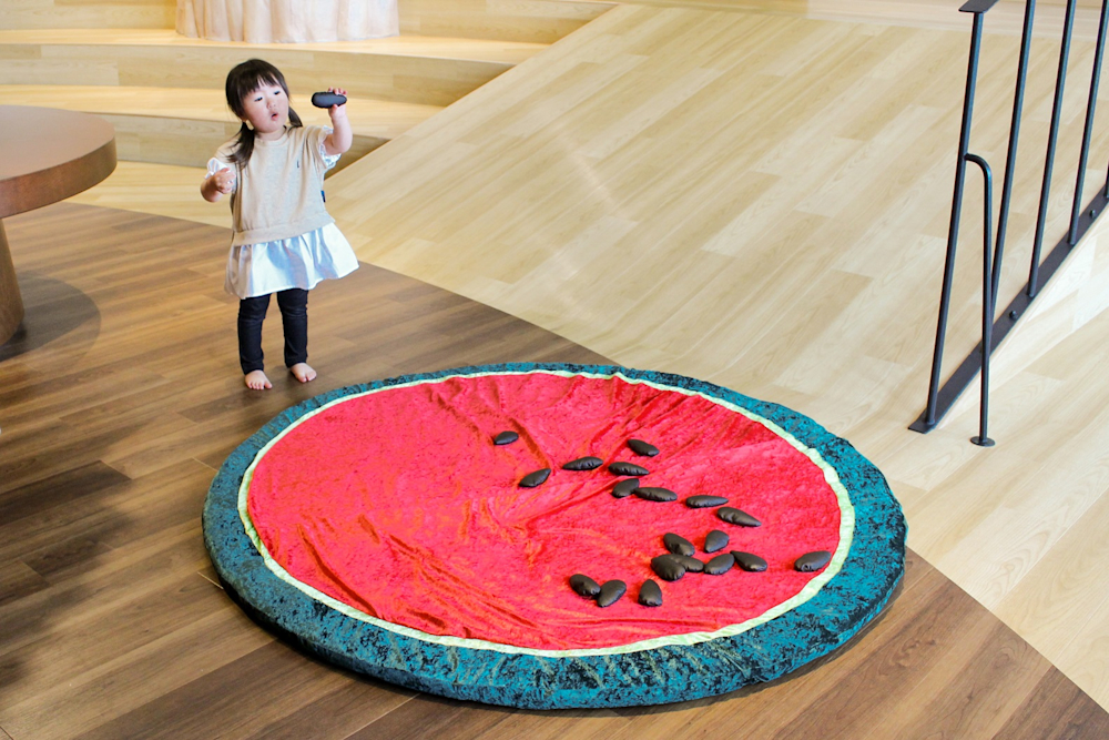 休みの自由研究にも 子供と遊べる Play Park Eric Carle はらぺこあおむしの夏休み が7月16日から Tokyo Art Beat