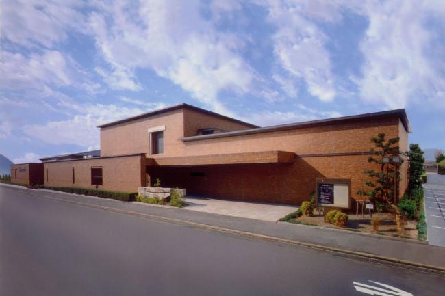 没後20年 金谷朱尾子 - 心をうつす - 」 （笠岡市立竹喬美術館