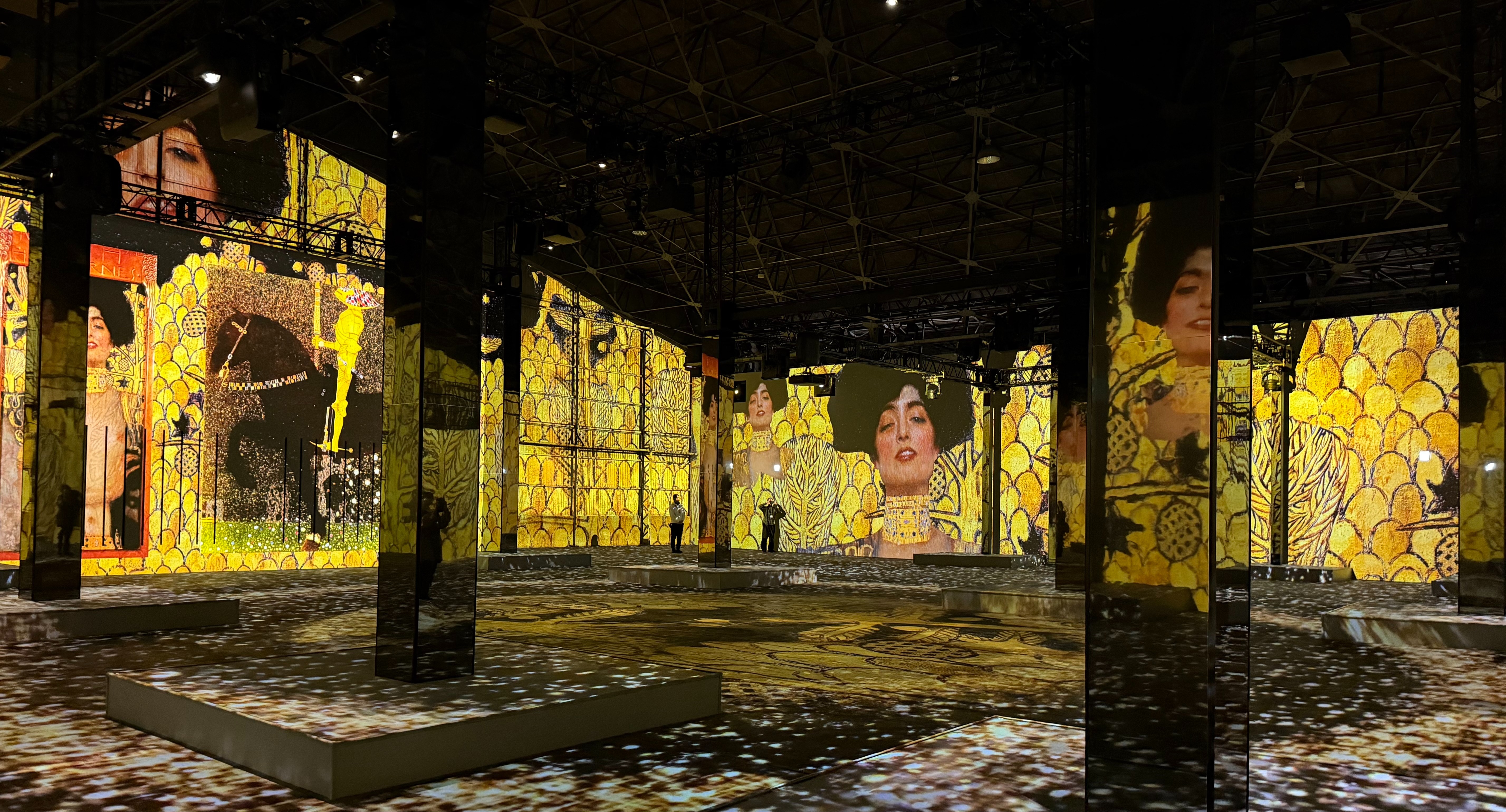 大阪・関西万博フランス館で話題を呼んだ彫刻が横浜へ。「グラン・パレ