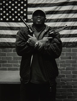 ブロンズ胸像 銃を持つ男性 2005_F2DE