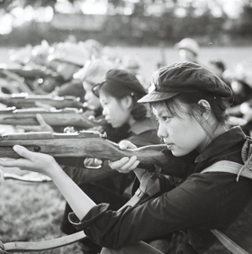 発掘された不滅の記録1954−1975 [VIET NAM ベトナム] （東京都写真