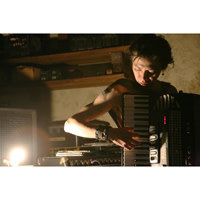 山下一夫 「表現者達」 （アップリンク・ギャラリー） ｜Tokyo Art Beat