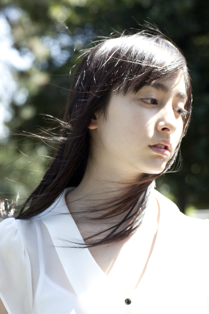 新津保健秀✕早見あかり 『Spring Ephemeral』 SPRING EPHEMERAL / 新津保建秀、早見あかり KENSHU SHINTSUBO