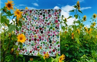 蜷川実花　蜷川宏子　パッチワークセット 蜷川実花と蜷川宏子が母娘でコラボ、極彩色の写真×キルトを融合させた