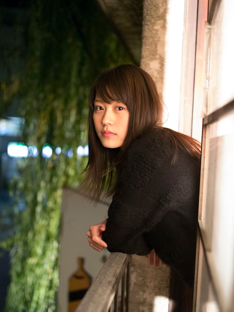 2013_4FB0?w=784&h=640&q=100