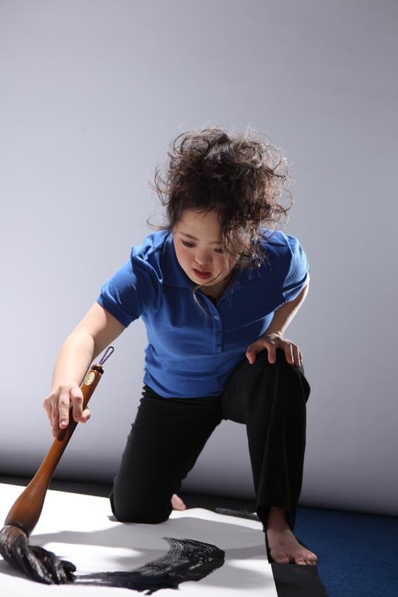 金澤翔子 「感謝」 （ITOCHU SDGs STUDIO） ｜Tokyo Art Beat