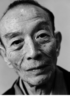 荒木経惟 「男 - アラーキーの裸ノ顔 - 」 （表参道ヒルズ 本館地下3階