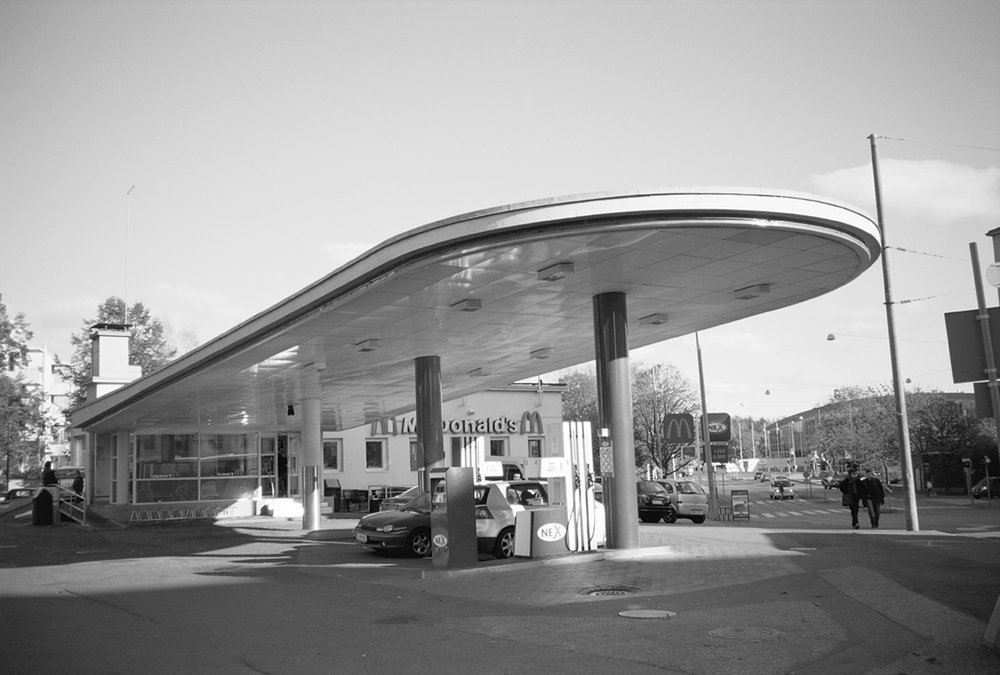 Takashi Homma “TWENTYSIX GASOLINE STATIONS / ROYAL ROAD TEST