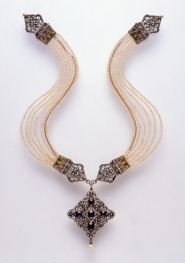 アート・デザイン・音楽 JEWELRY from the PEARL MUSEUM JEWELRY from the PEARL MUSEUM