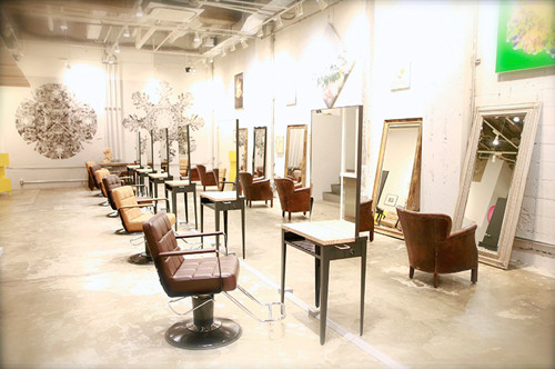 Nora store hair salon