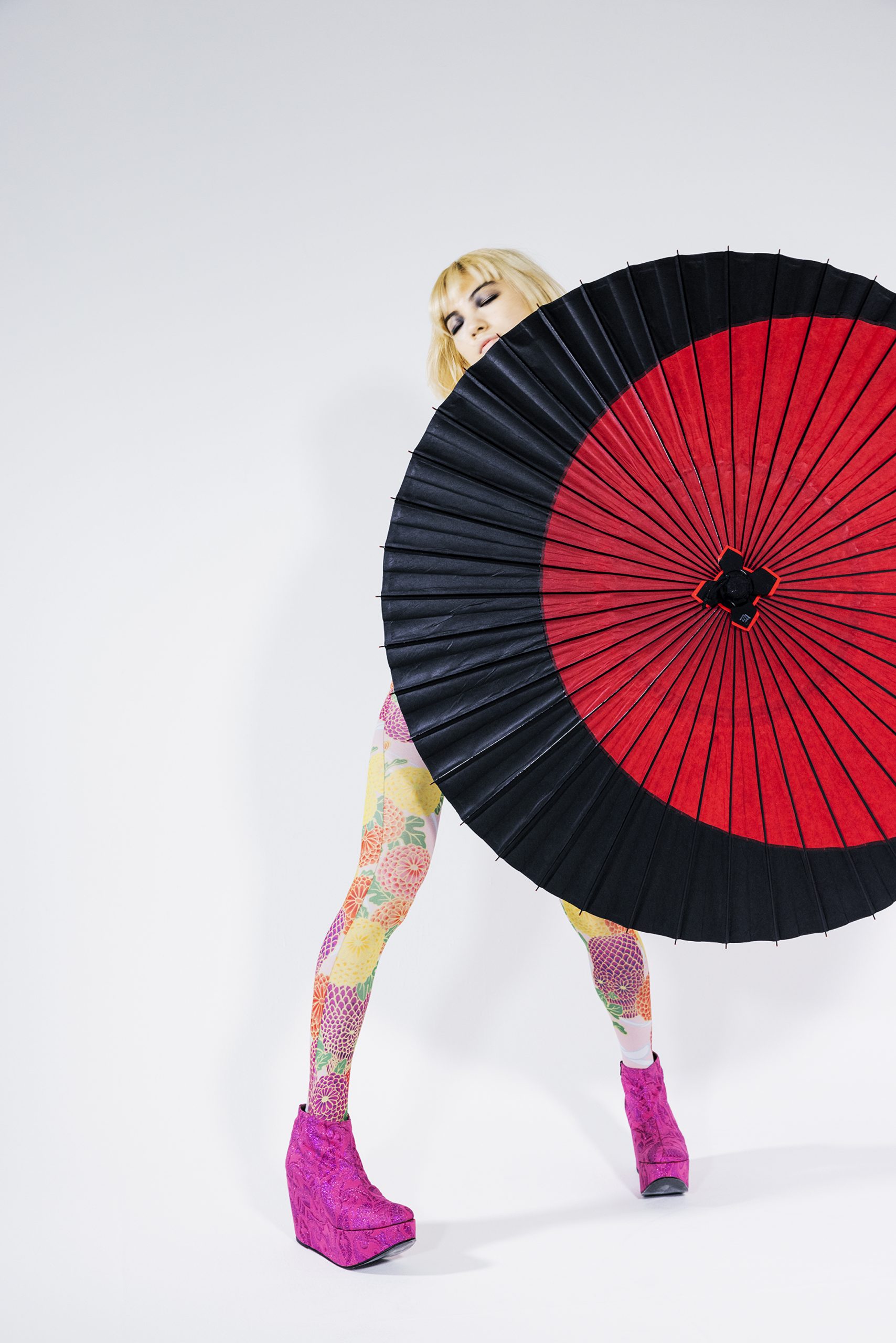 西岡ペンシルー 「Grateful - 花か髑髏か - 展」 （AL） ｜Tokyo Art Beat
