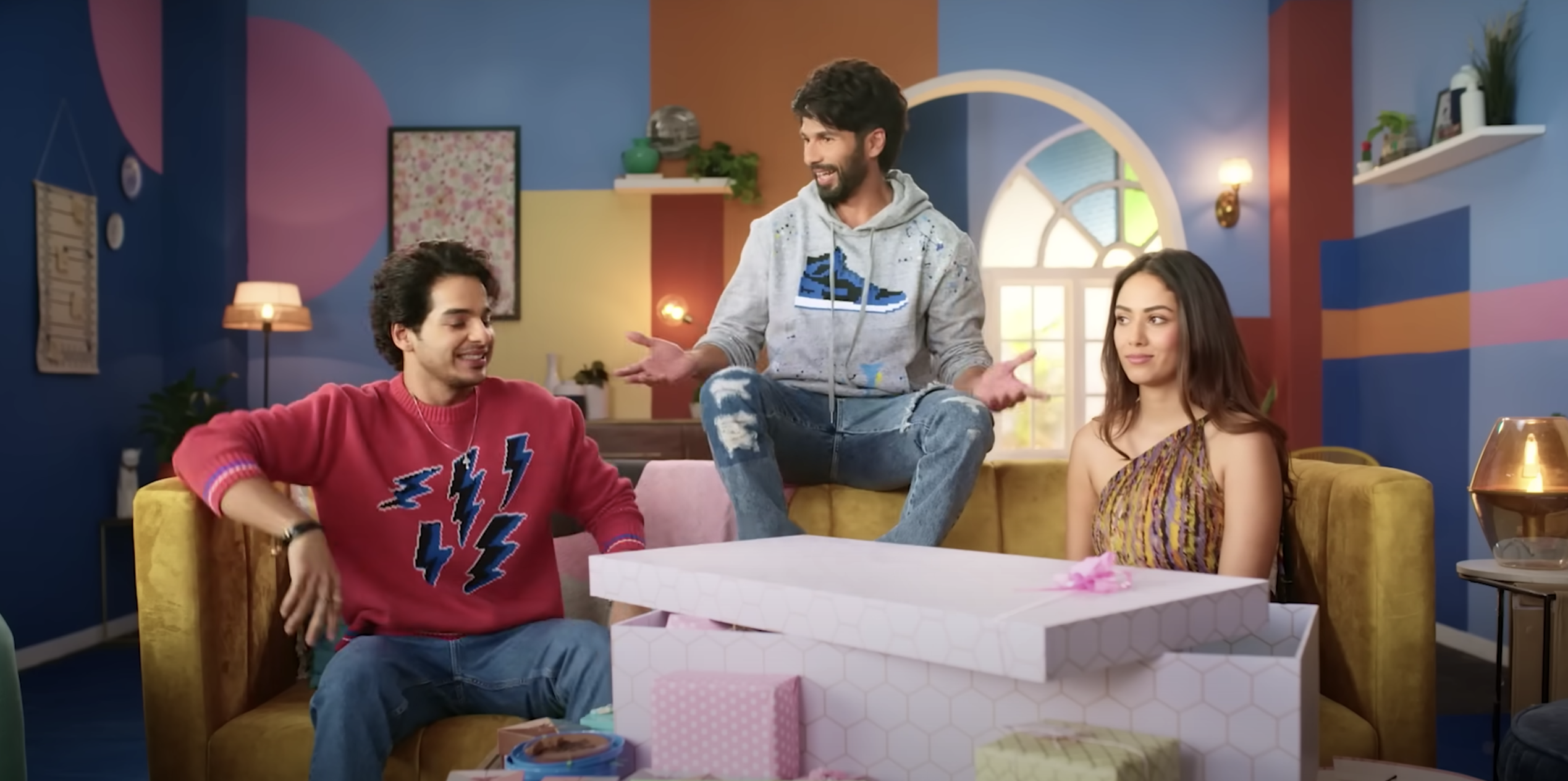 Shahid & his FARZI gifts Ft. Mira & Ishaan | Prime Video India