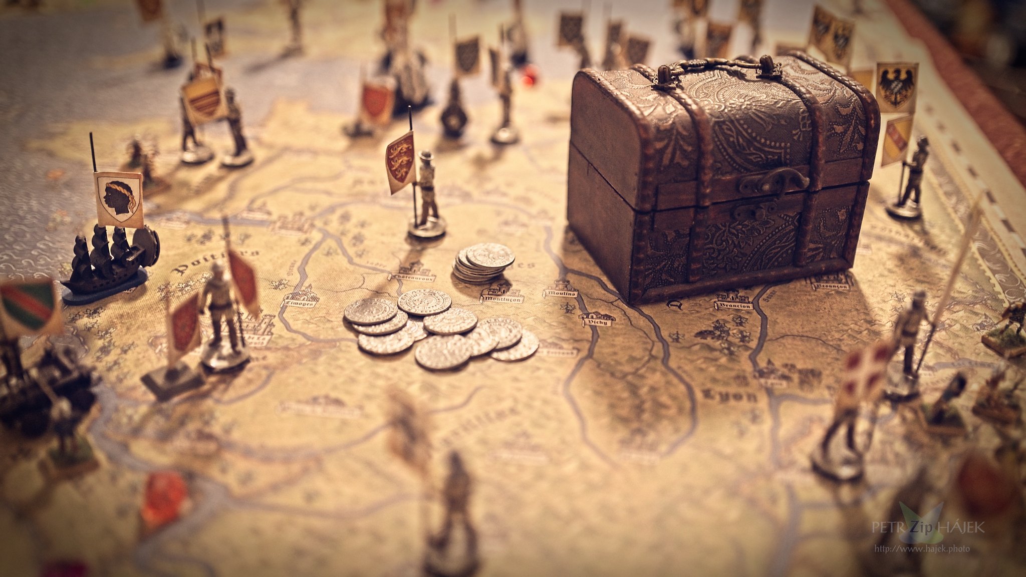 Stoletá válka - larp i desková hra